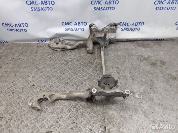 Подрамник передний Audi Q5 8R 3.0TD