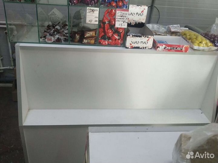 Прилавок стеклянный