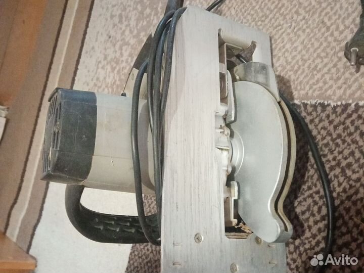 Циркулярна дисковая пила