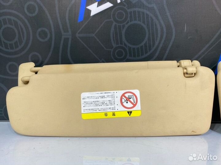 Козырек солнцезащитный Volkswagen Touareg 7L AXQ/4