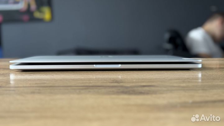 MacBook Pro 16 2021 i7 16 512 идеал