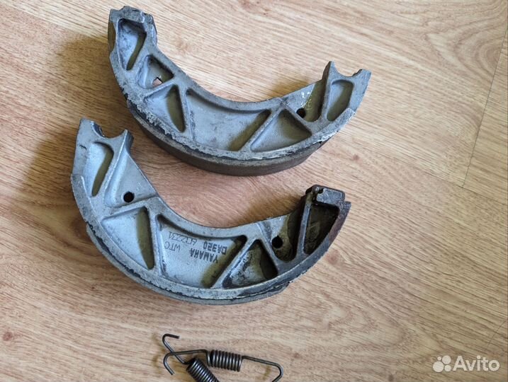 Задние тормозные колодки Yamaha Cygnus X/BWS