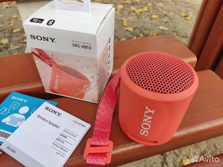 Колонка Sony SRS-XB13 красная