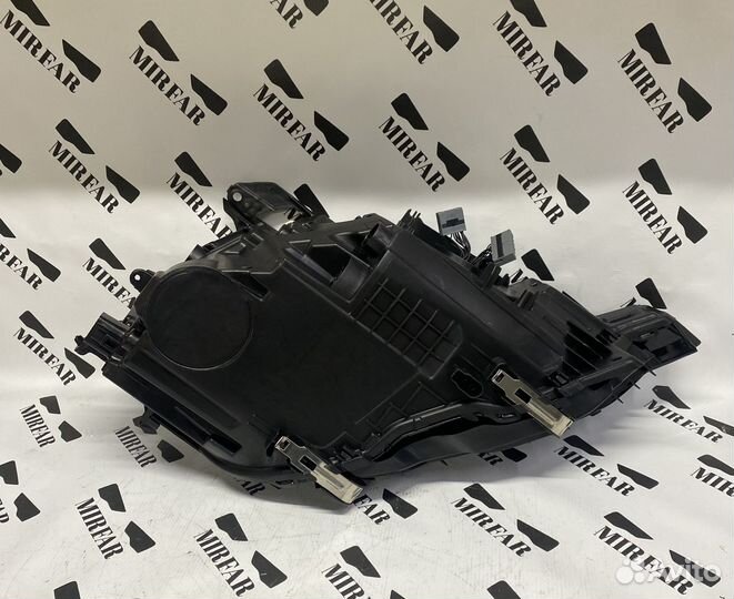 Фара левая Volvo XC60 2017-2022 Full Led