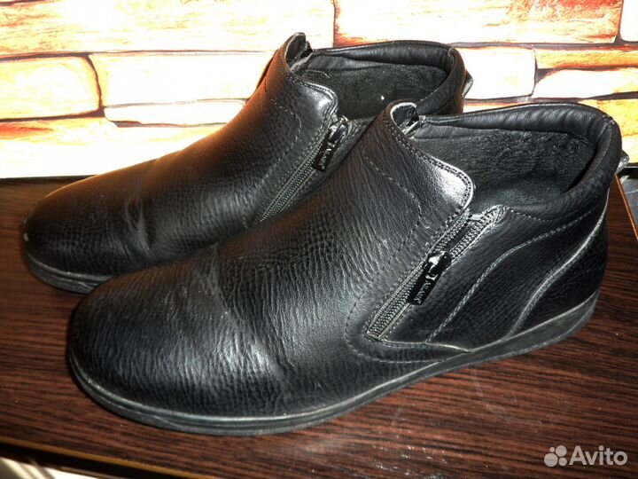 Мужская обувь размер 45