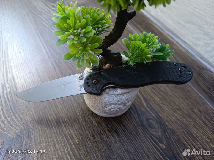 Складной нож ZT0770CF Assisted S35VN Carbon Fiber