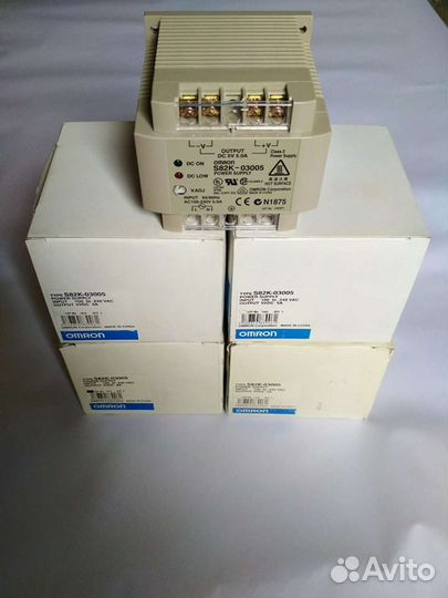 Импульсный блок питания Omron s82k-03005 5V 5.0A