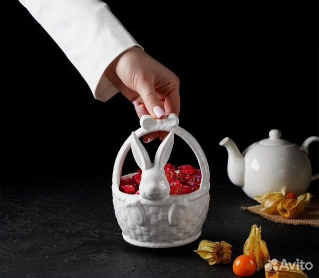 Пасхальная посуда с кроликами