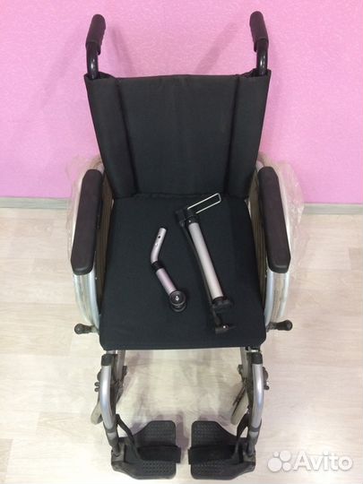 Новая Коляска инвалидная