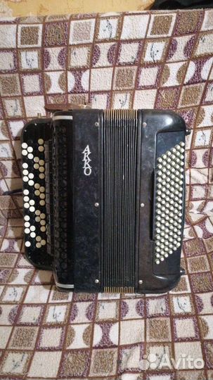 Готововыборный, регистровый баян Акко