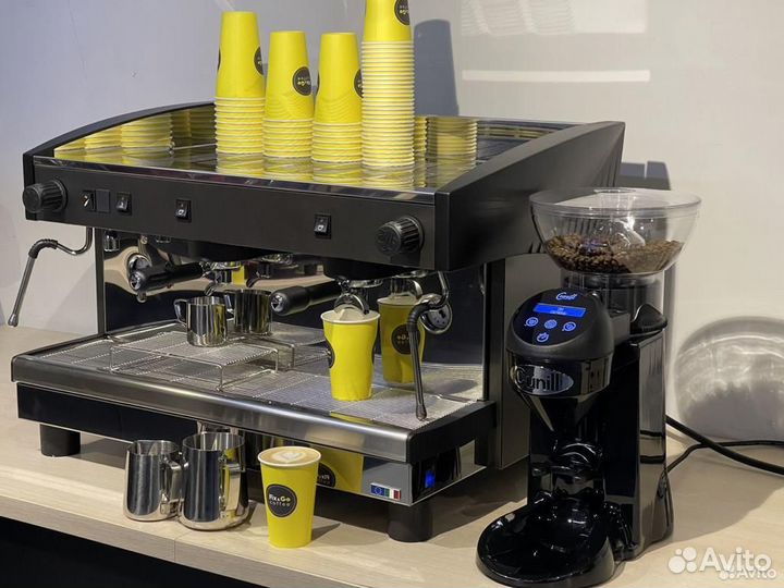 Аренда кофемашины. Высокая группа