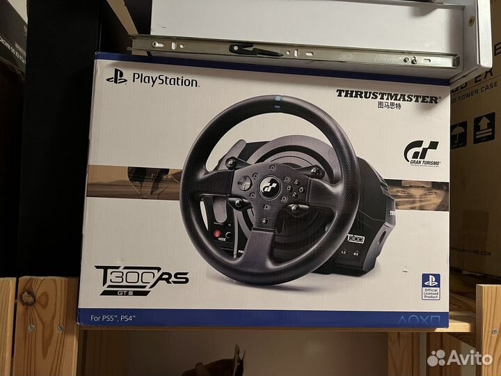 Руль thrustmaster t300