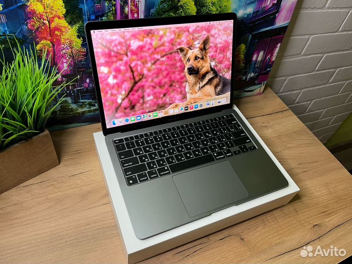 Macbook air 13 m1 16gb Крутой