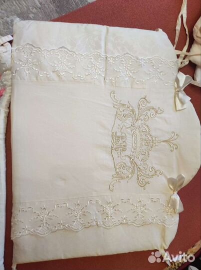 Комплект в детскую кроватку бортики