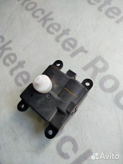 Сервопривод заслонок печки Nissan Fuga 2006