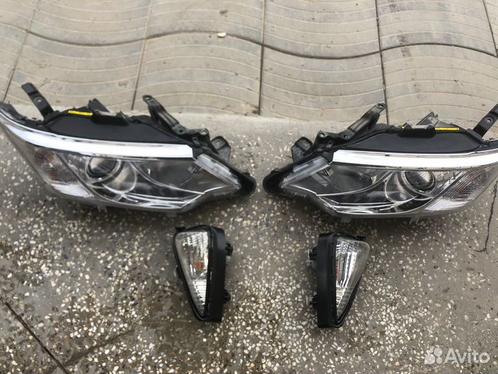Фары на toyota camry 55