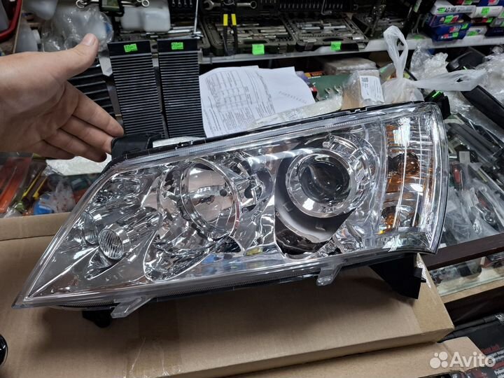 Фара Geely Emgrand