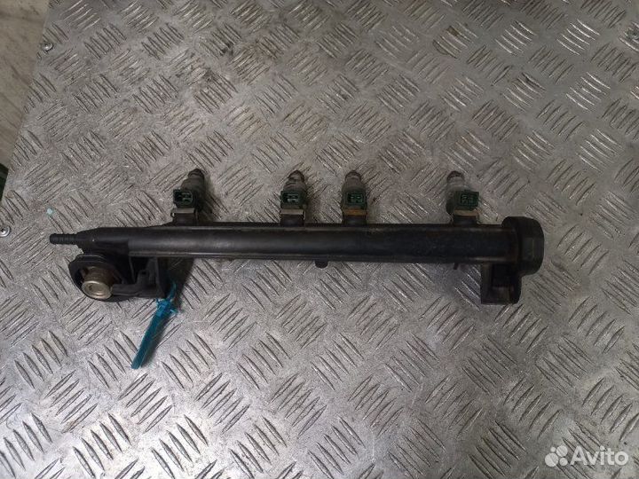 Форсунки топливные Skoda Octavia A4 1.6 8V