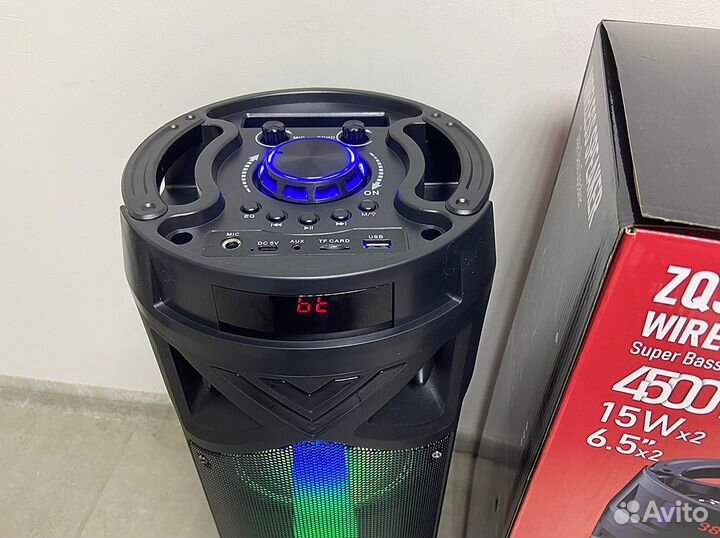 Портативная блютуз колонка