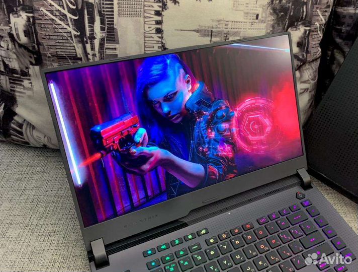 Asus ROG Strix Ryzen 9 5900HX/ RTX 3070/ 300HZ