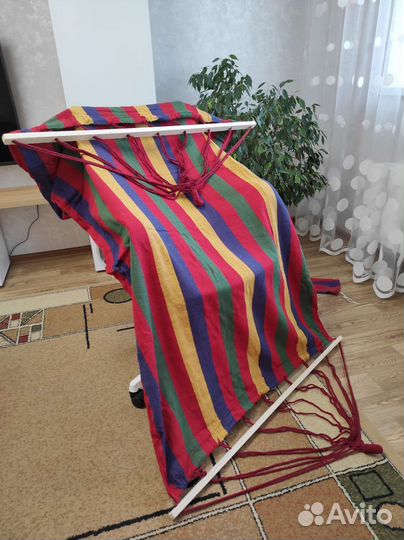 Гамак полотняный 200*80см.дерев.планка