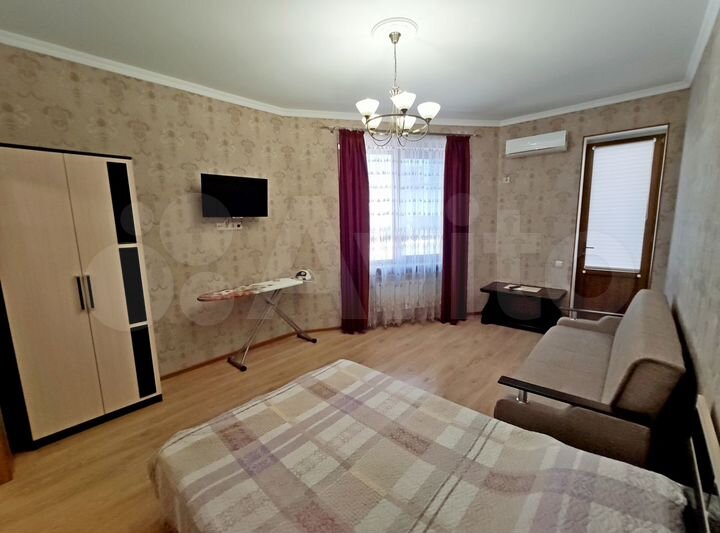 1-к. квартира, 50 м², 1/4 эт.