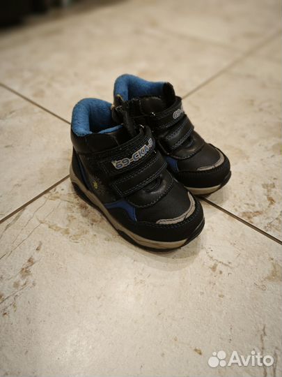 Ботинки осенние