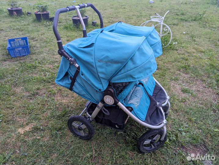 Коляска для двойни bumbleride indie twin