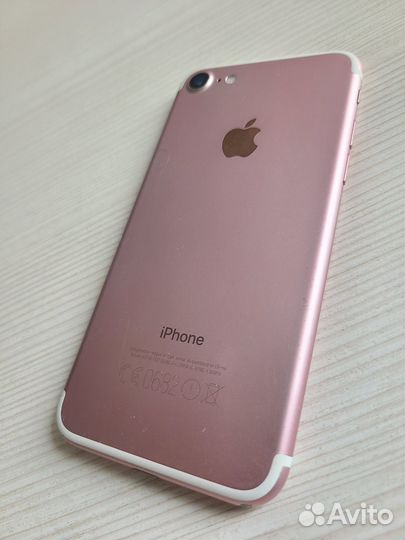 iPhone 7, 32 ГБ