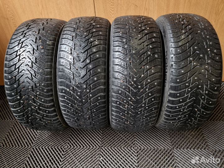 Nokian Tyres Hakkapeliitta 8 205/50 R17 93T