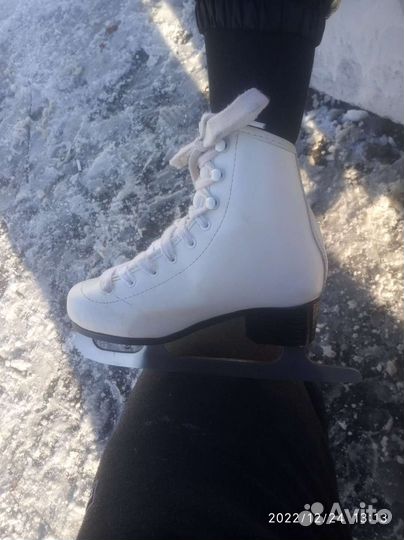 Коньки размер 34 без торга