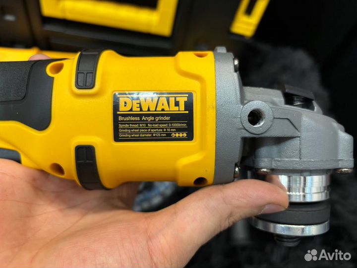 Набор инструментов DeWalt Шуруповерт + болгарка DC