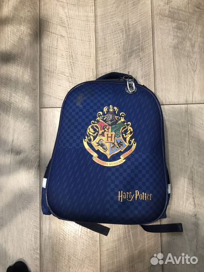 Рюкзак школьный