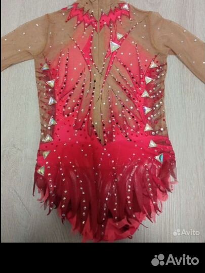 Купальник для художественной гимнастики