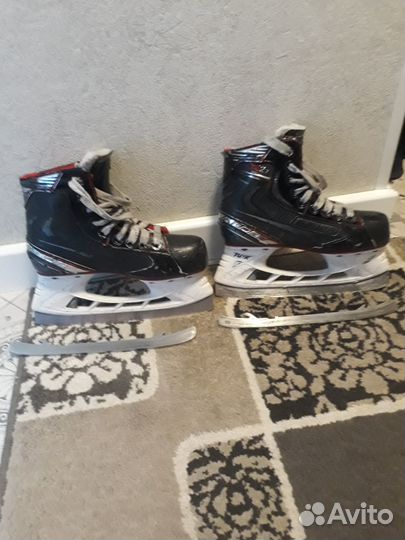 Хоккейные коньки bauer vapor