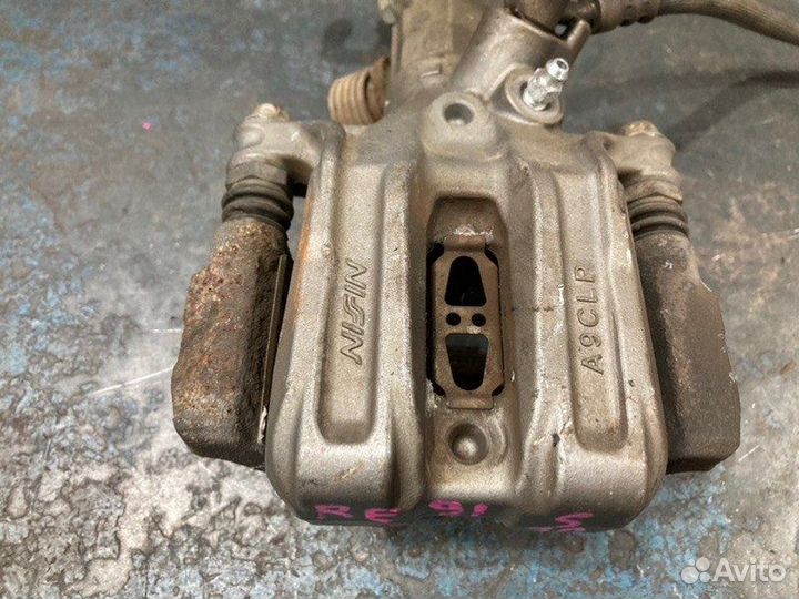 Суппорт задний левый Suzuki Kizashi RE