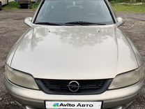 Opel Vectra 1.6 AT, 1997, 305 000 км, с пробегом, цена 315 000 руб.