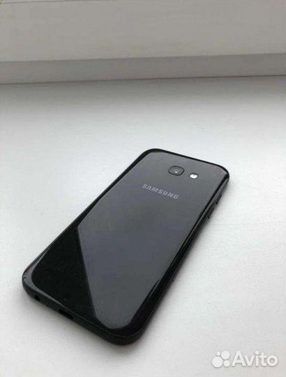 Телефон Samsung galaxy a5 2017