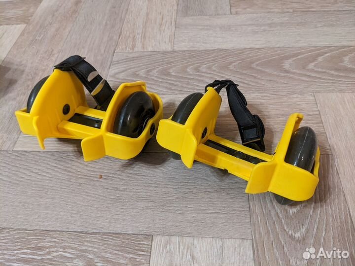 Светящиеся ролики на пятку