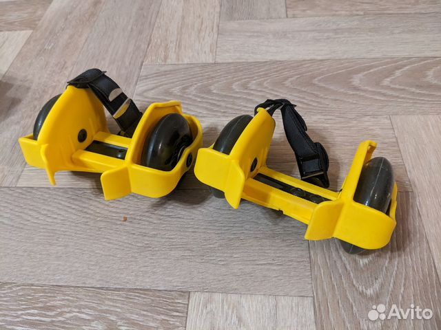 Светящиеся ролики на пятку