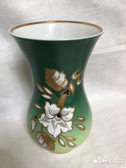 Фарфоровая ваза и тарелочка винтаж ГДР