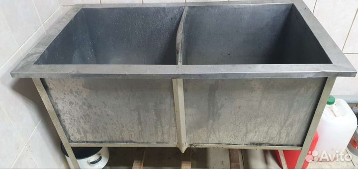 Стол из нержавейки бу с мойкой