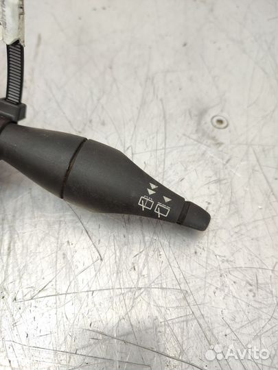 Переключатель подрулевой (дворников) Ford Fiesta