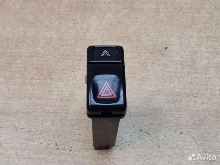 Кнопка аварийки, Volvo 960