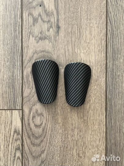 Футбольные щитки мини