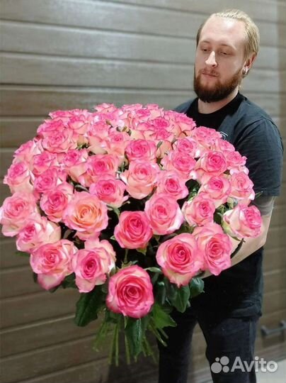 Букеты цветов из роз 15,31,51, 101 роза доставка