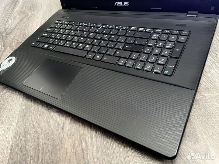 Игровой Asus 17.3