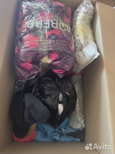 Коробка б/у вещей
