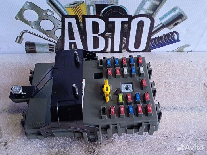 Блок предохранителей на Chevrolet Aveo T250