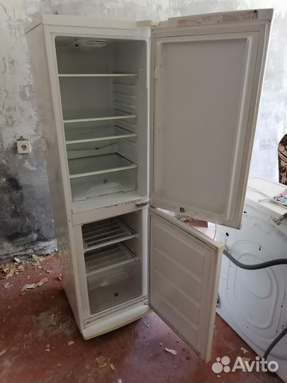 Холодильник Самсунг двухкамерный рабочий